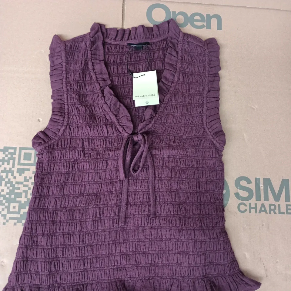 NOBODY'S CHILD AVEN V-NECK SHIRRED TOP IN PURPLE SIZE MEDIUM