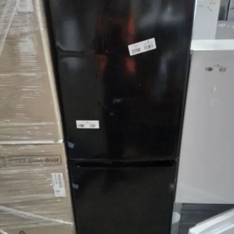 SWAN 50/50 FRIDGE FREEZER IN BLACK