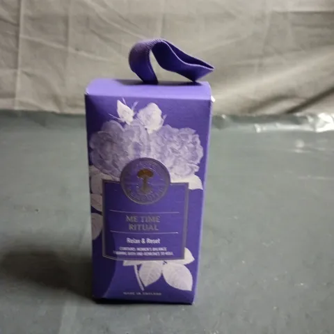 NEAL'S YARD REMEDIES ME TIME RITUAL GIFT BOX – BATH & BODY RELAX & RESET 