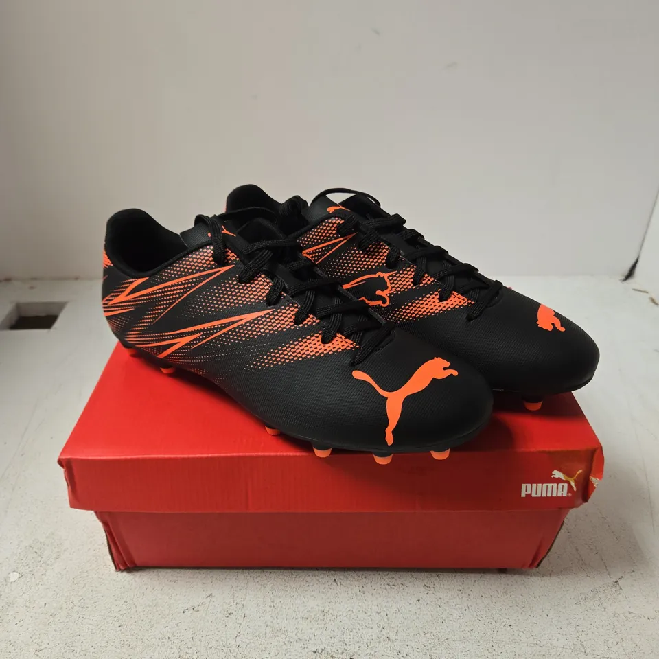 PUMA ATTACANTO FG/AG FOOTBALL BOOTS – UK 9 – BLACK/ORANGE