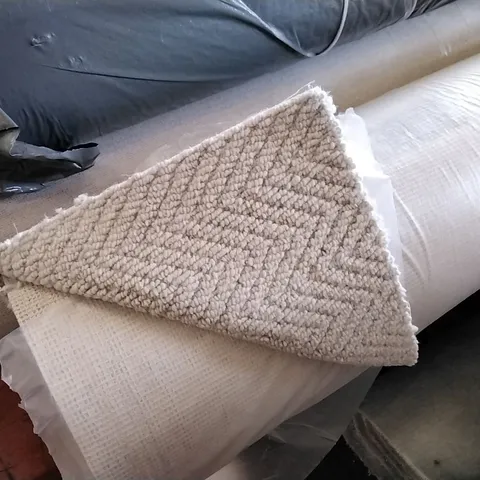 ROLL OF QUALITY NATURAL ORIGINS - HERRINGBONE ARAN CARPET // APPROX SIZE: 5 X 5.75m