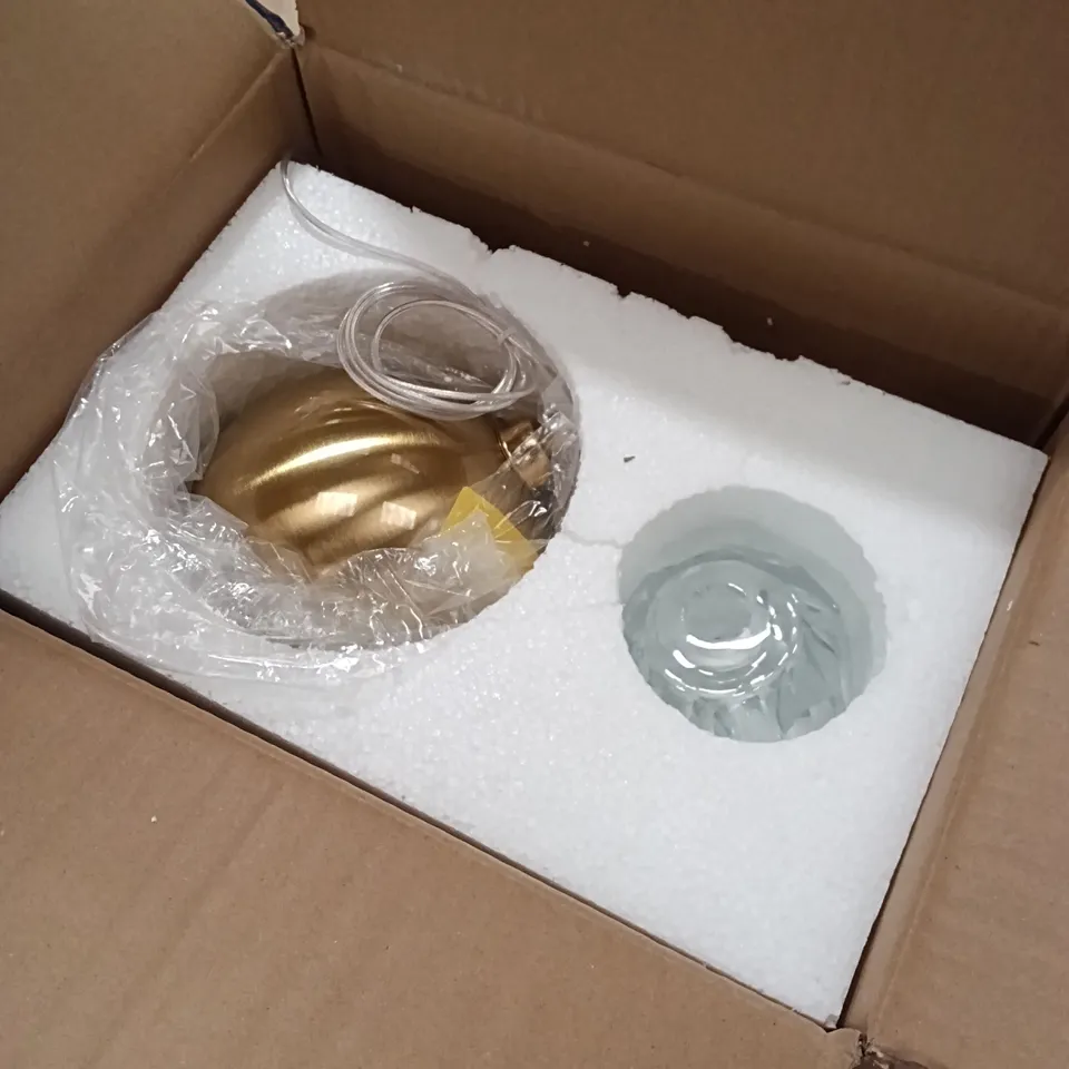 BOXED HANGING LIGHT FIXTURE - GOLD/GLASS (1 BOX)
