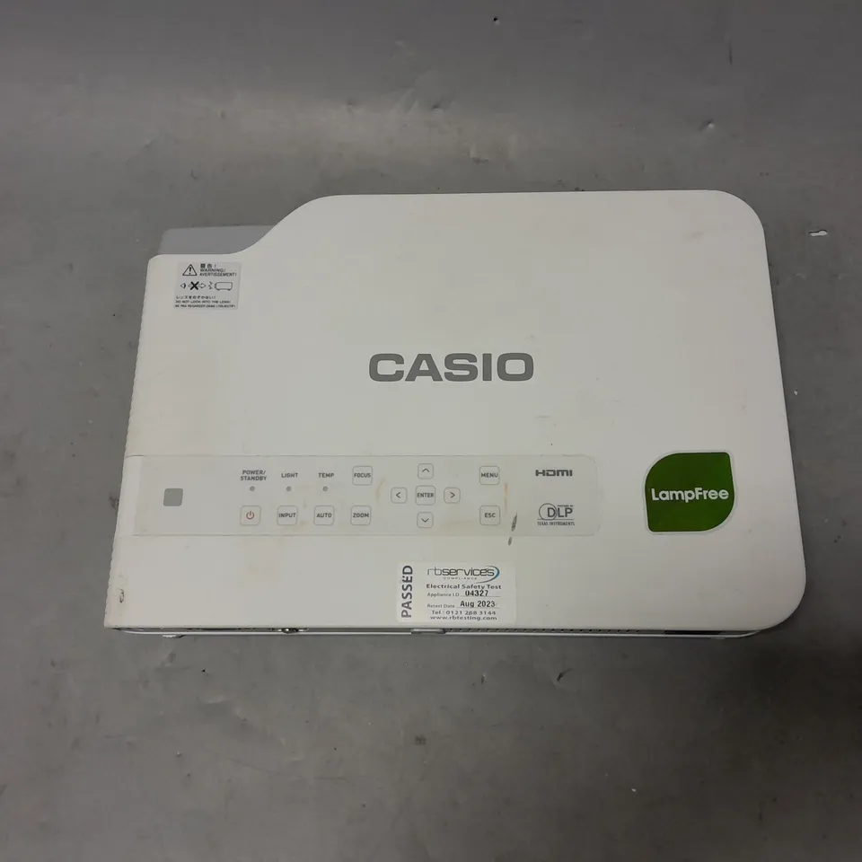 CASIO DATA PROJECTOR XJ-A252 