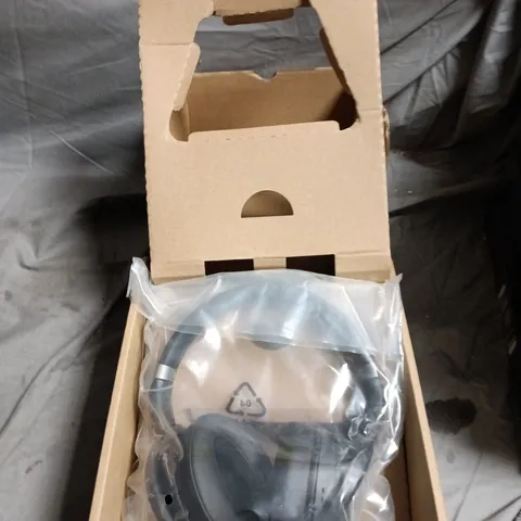 SENNHEISER HD 450SE WIRELESS HEADPHONES