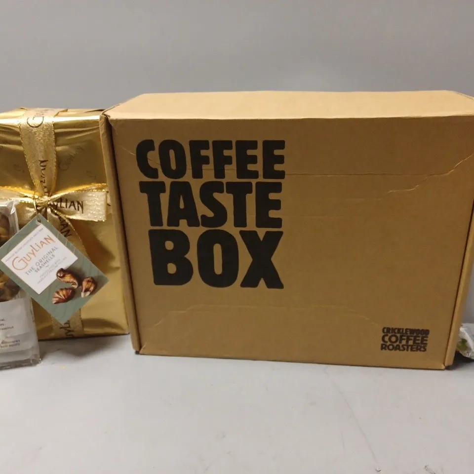 BOX OF APPROX 10 ASSORTED FOOD ITEMS TO INCLUDE -HOTEL CHOCOLAT BILLIONAIRES SHORTBREAD - PREBIOTIC FIBRE BAR - COFFEE TASTE BOX ECT