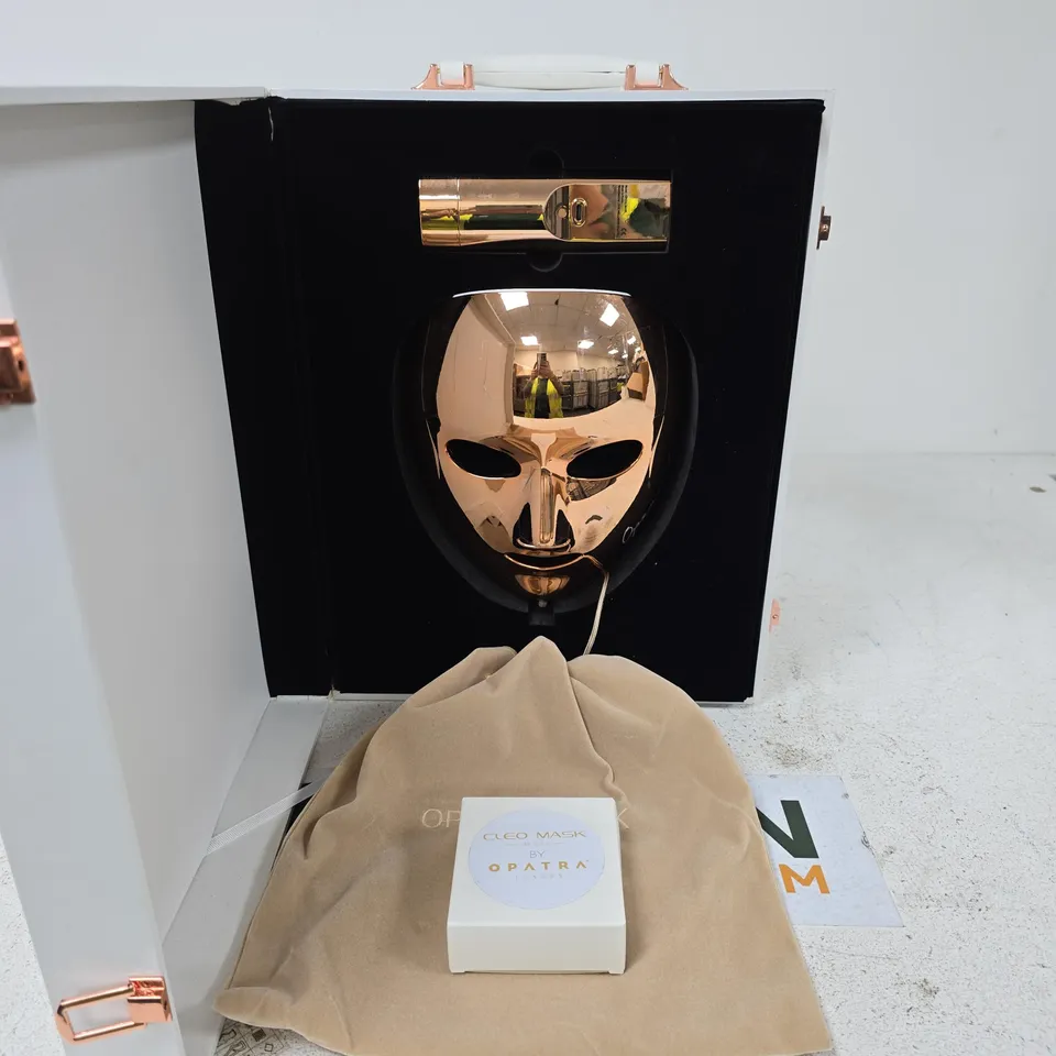 OPATRA LONDON CLEO MASK GOLD