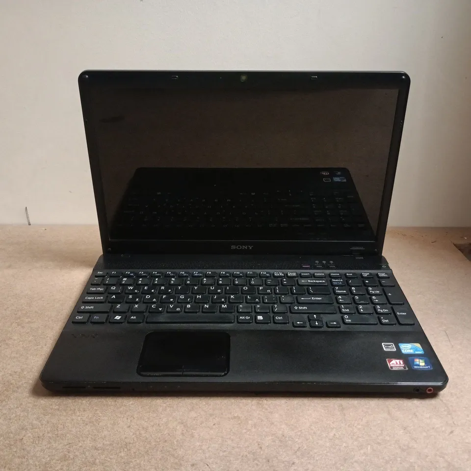 SONY PCG-71211M LAPTOP