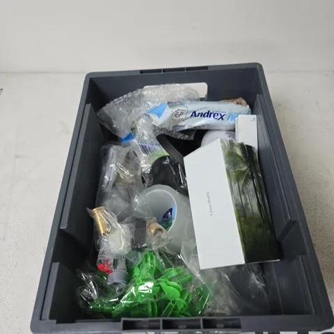 TOTE OF APPROXIMATELY 12 ASSORTED ITEMS TO INCLUDE: RDEER MINI LEVEL 