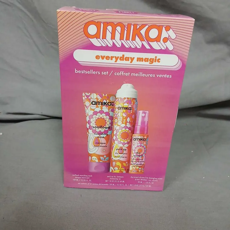 AMIKA EVERYDAY MAGIC BESTSELLERS SET