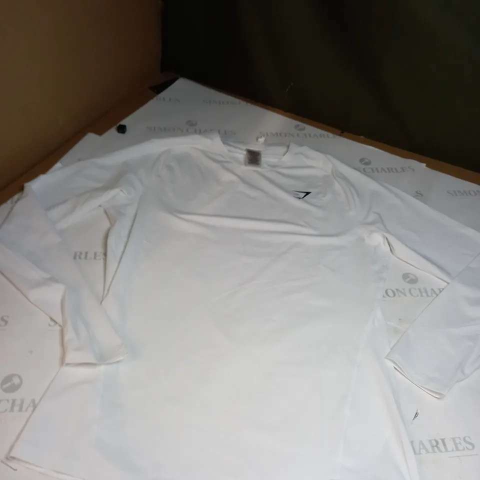 XL GYMSHARK LONG SLEEVE SHIRT 