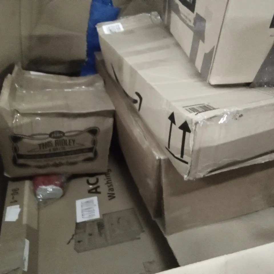 PALLET OF ASSORTED ITEMS INCLUDING STOREMIC TOILET SEAT, AIR FRYER, VECTOR RETRO GAMING MOUSE PAD, ACCSTORE WASHING MACHINE RACK, CAMPING TENT