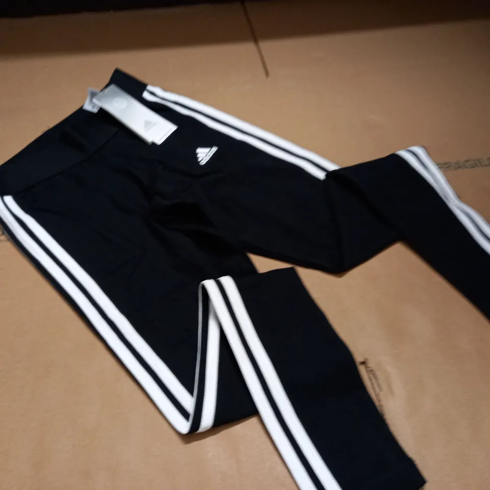 ADIDAS LEGGINGS IN BLACK - XS