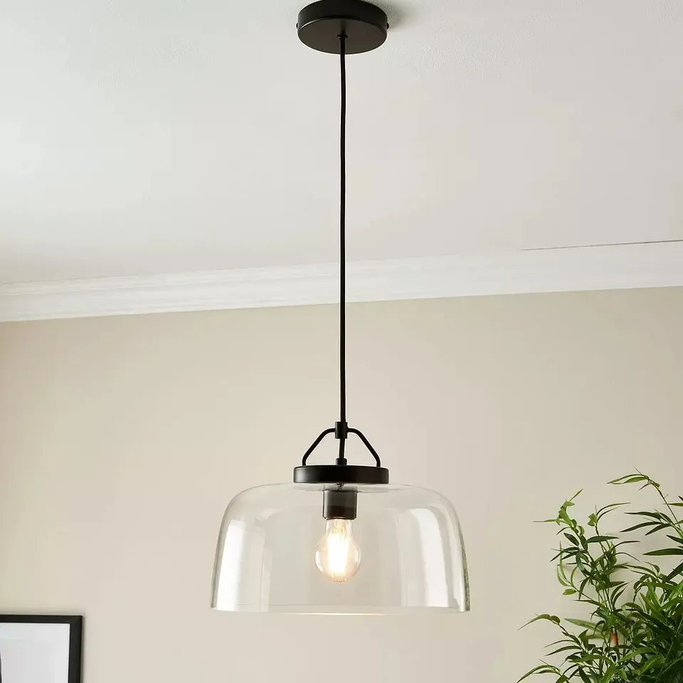 PENDANT LIGHT 