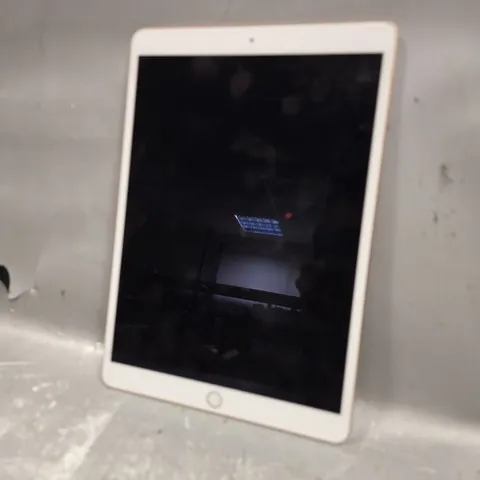 APPLE IPAD AIR A2152