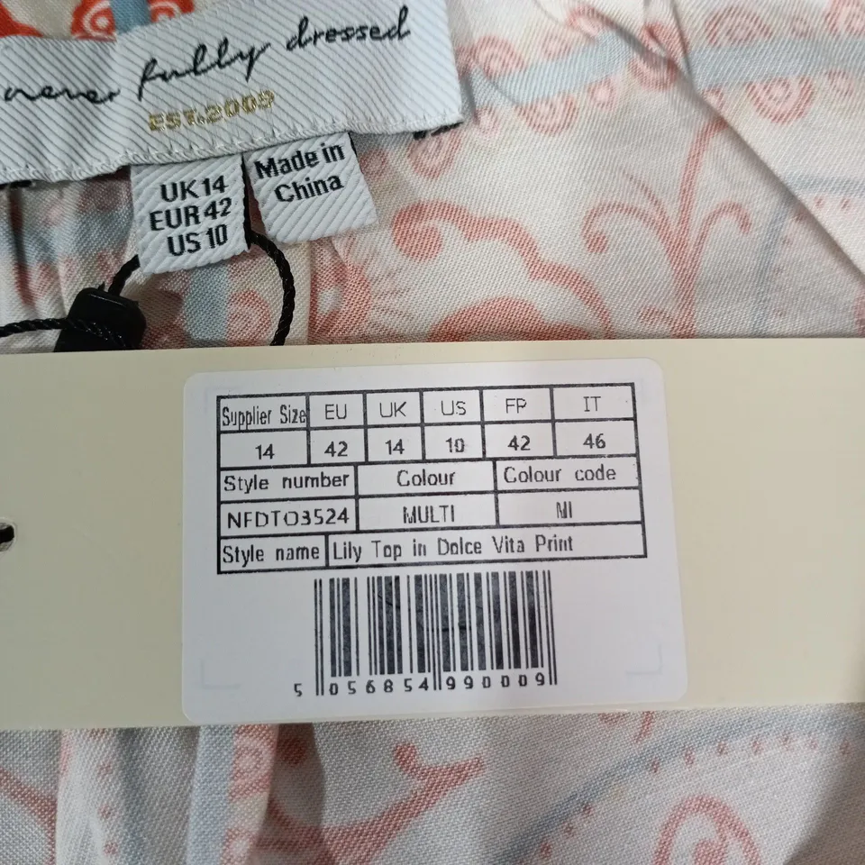 NEVER FULLY DRESSED LILY TOP IN DOLCE VITA PRINT – UK14 (EU42, US10)