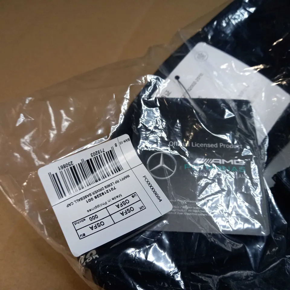 PACKAGED FORMULA ONE TEAM LEWIS DRIVERS BASEBALL CAP 