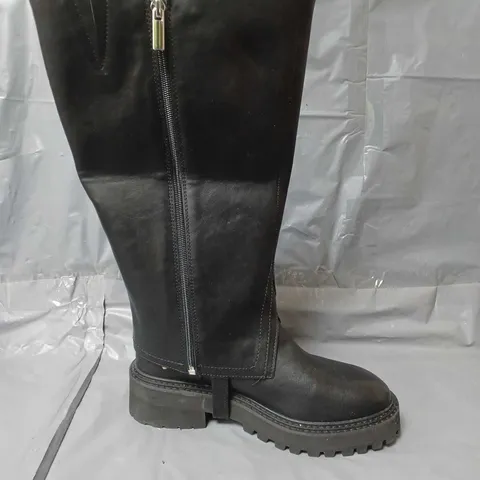 RIVER ISLAND BUCKLE DETAIL HIGH LEG BOOT - BLACK - 7