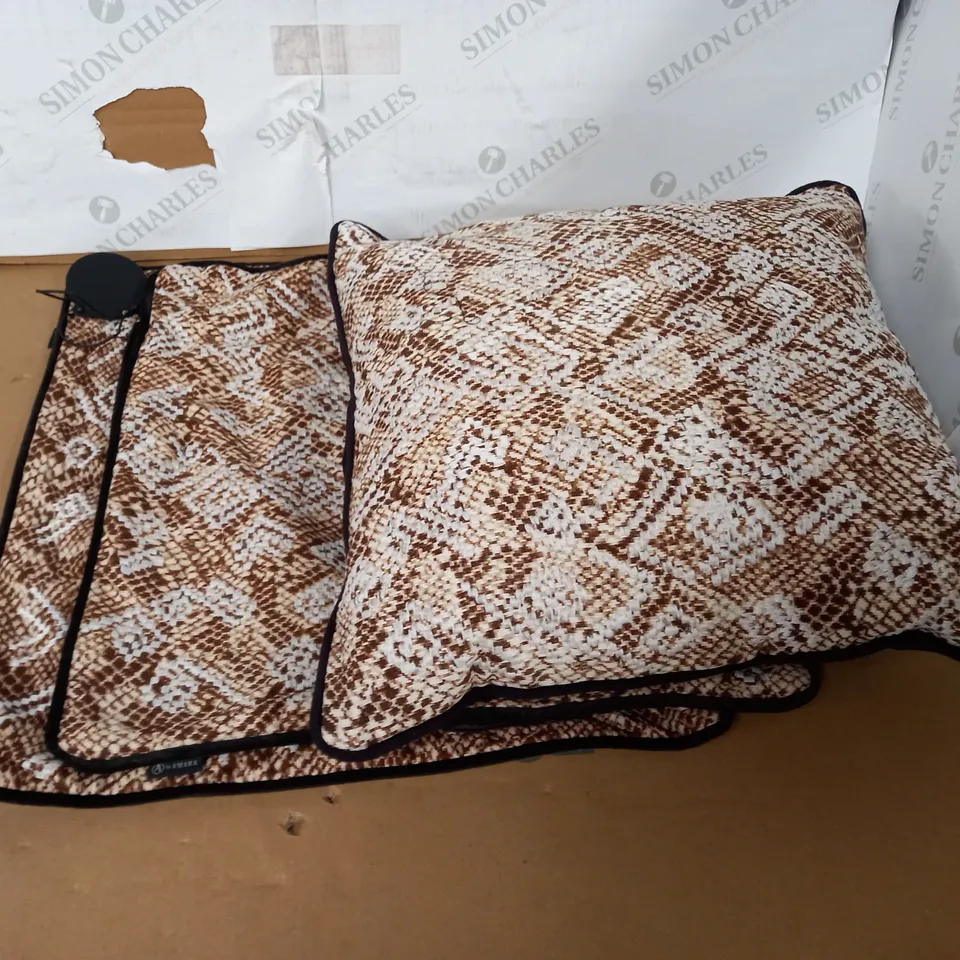 AMARA SNAKE PRINT CUSHION AND SEPARATE COVERS 