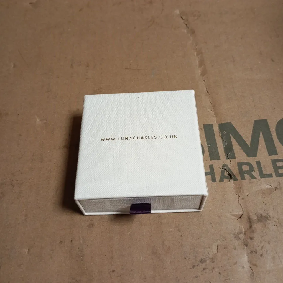 LUNA CHARLES SILVER STAR BRACELET BOXED