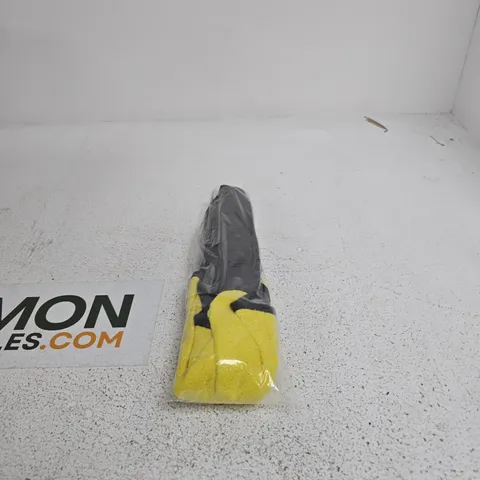 BOX OF APPROXIMATELY 15 FOLDABLE CAR SUN UMBRELLAS