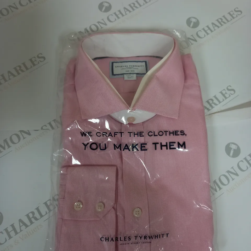 BAGGED CHARLES TYRWHITT CLASSIC FIT SHIRT SIZE 17.5/36"