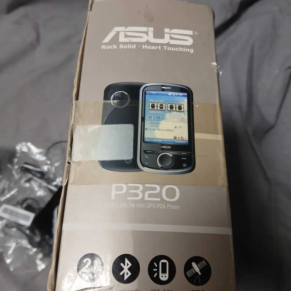 ASUS P320 GPS PDA PHONE WITH ACCESSORIES - BLACK