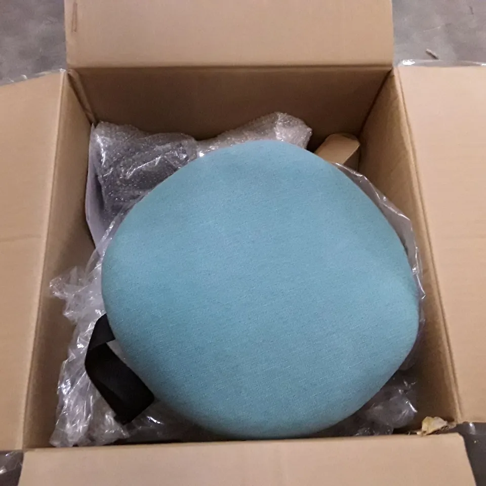 BOXED OFFICE STOOL - BLUE