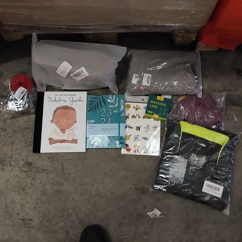 PALLET OF ASSORTED ITEMS INCLUDING: MENS FLEECE, MENS SHOES, MENS PYJAMAS, TEMPORARY TATTOOS, GIFT RIBBONS, MID YEAR DIARY, BRA, FISHING LINE, CHILDREN'S BOOK