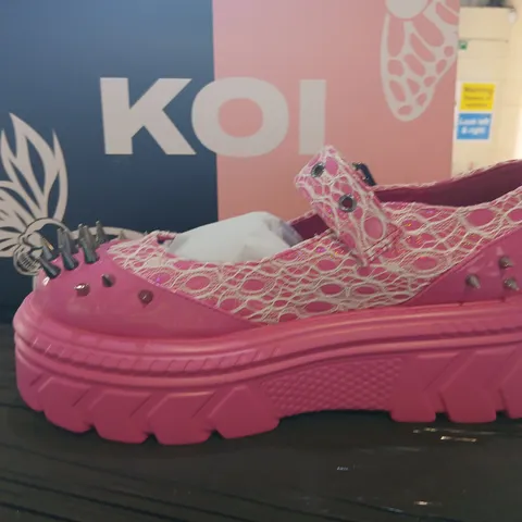 KOI CANDYFLOSS DEMON SPIKED STOMPER MARY JANES – UK7, PINK