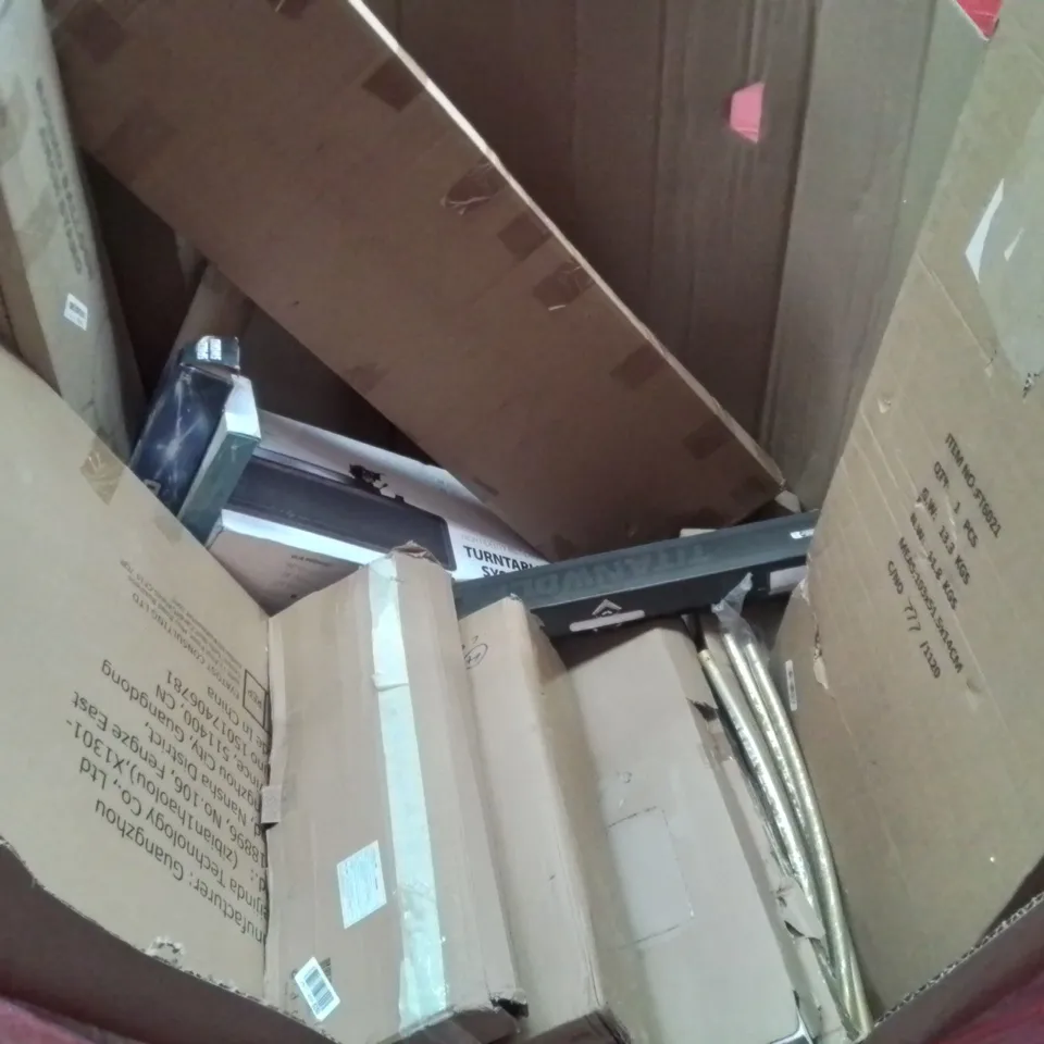 PALLET CONTAINING VARIOUS ASSORTED BOXED HOUSEHOLD ITEMS TO INCLUDE: BALLOON ARCH STANDS, VINYL FLOOR CUTTER, TURNTABLE SYSTEM AND LOTS MORE UNMARKED BOXED ITEMS 