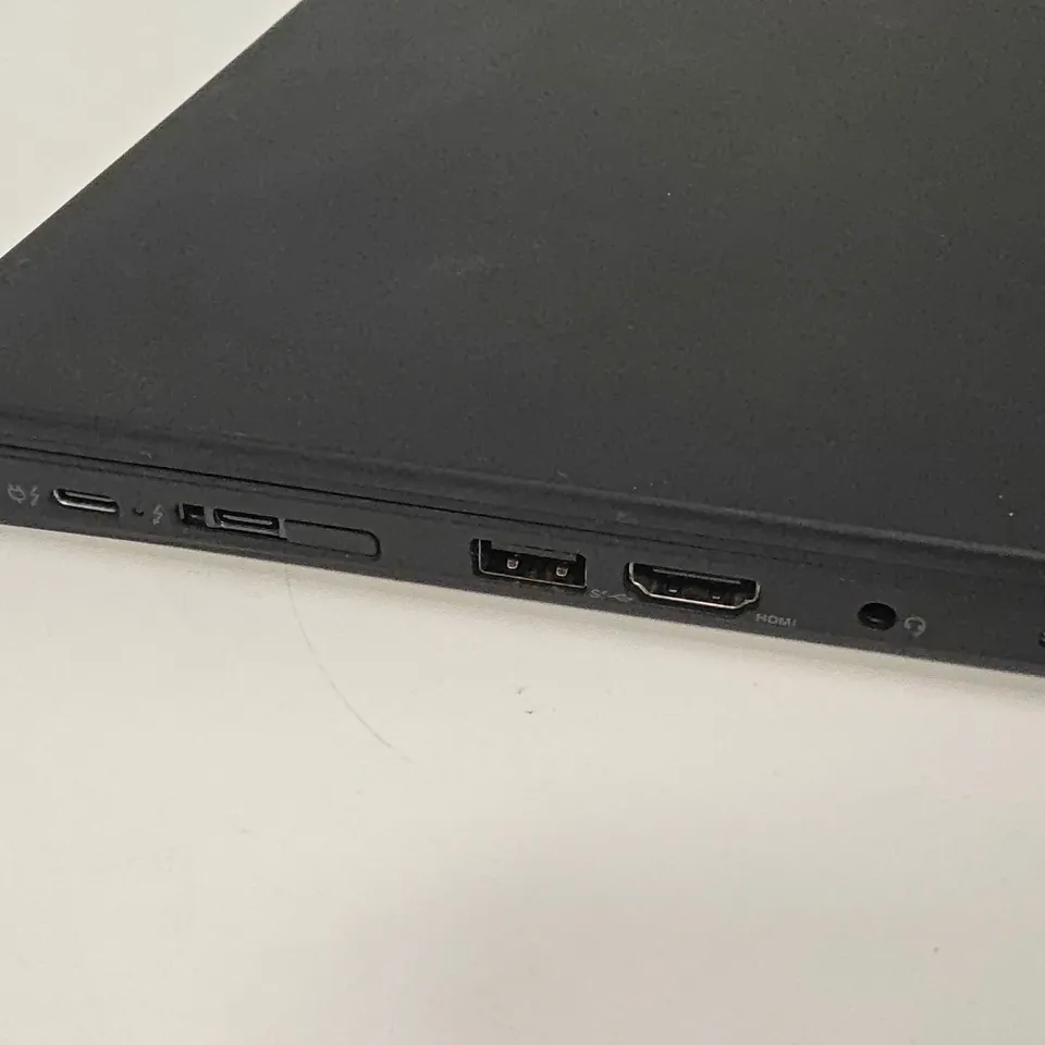 UNBOXED LENOVO THINKPAD T14 GEN 2 INTEL CORE I5 LAPTOP IN BLACK