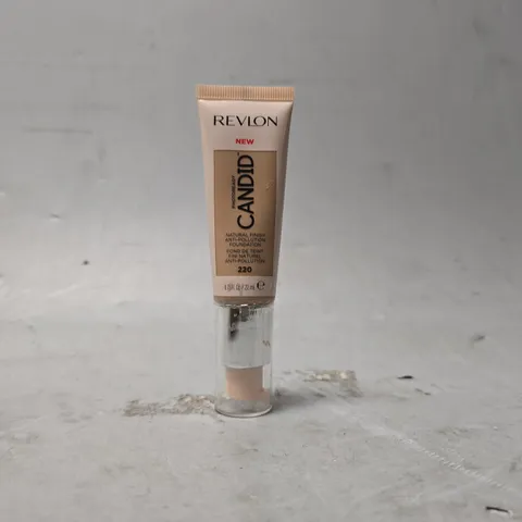 BOX OF APPROXIMATELY 40 REVLON CANDID NATURAL FINISH FOUNDATION 220 