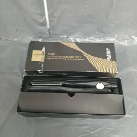 BOXED GHD MAX - WIDE PLATE HAIR STRAIGHTENER - BLACK