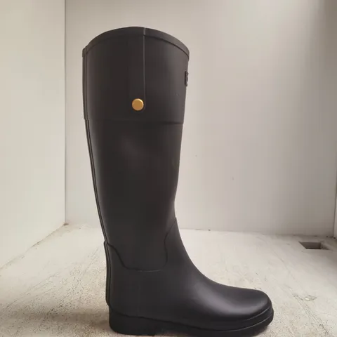 UK 6 HUNTER TALL RAIN BOOT β BLACK