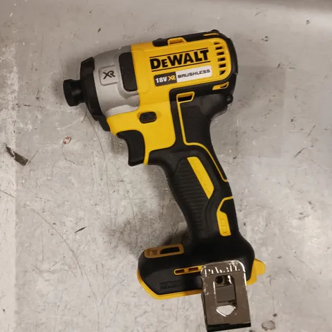 DEWALT 18V XR BRUSHLESS IMPACT DRIVER