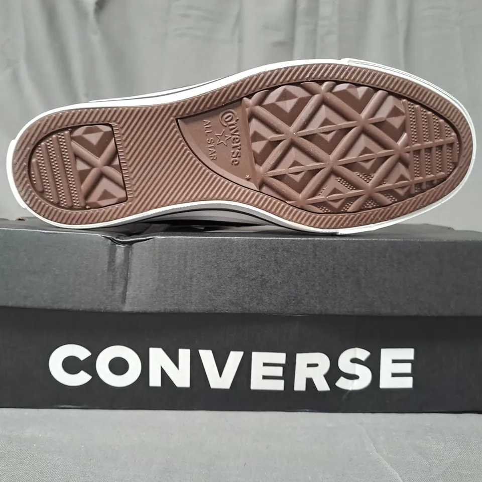 BOXED PAIR OF CONVERSE ALL STAR HI SHOES IN BLACK UK SIZE 5