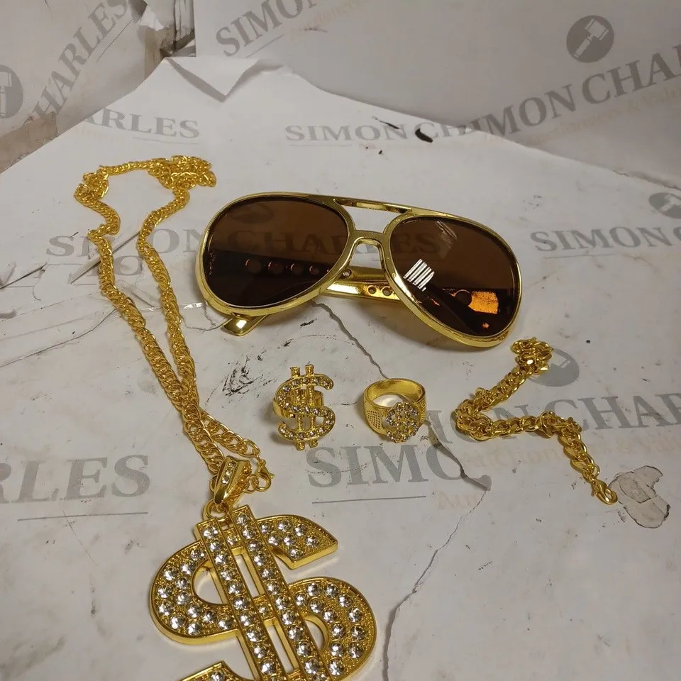 UNBRANDED GOLDEN COLOURED SET TO INCLUDE CHAIN, BRACELET, GLASSES ETC