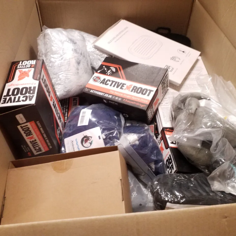 PALLET CONTAINING ASSORTED PRODUCTS INCLUDING AIR FRYER LINER, GINGER SPORTS DRINKS, SAFTEY FOOTWEAR & PET GROOMING BRUSH 