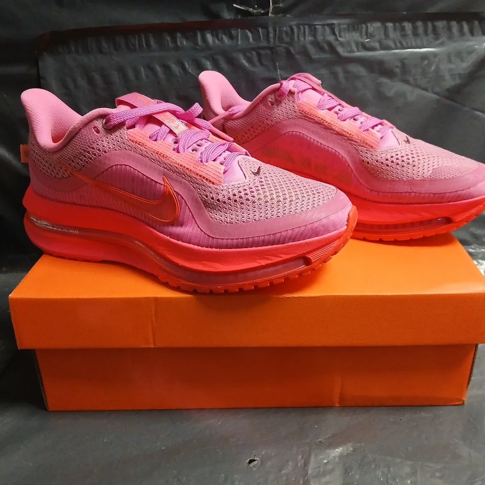 BOXED PAIR OF NIKE PEGASUS PREMIUM TRAINERS IN PINK SIZE UK 5.5