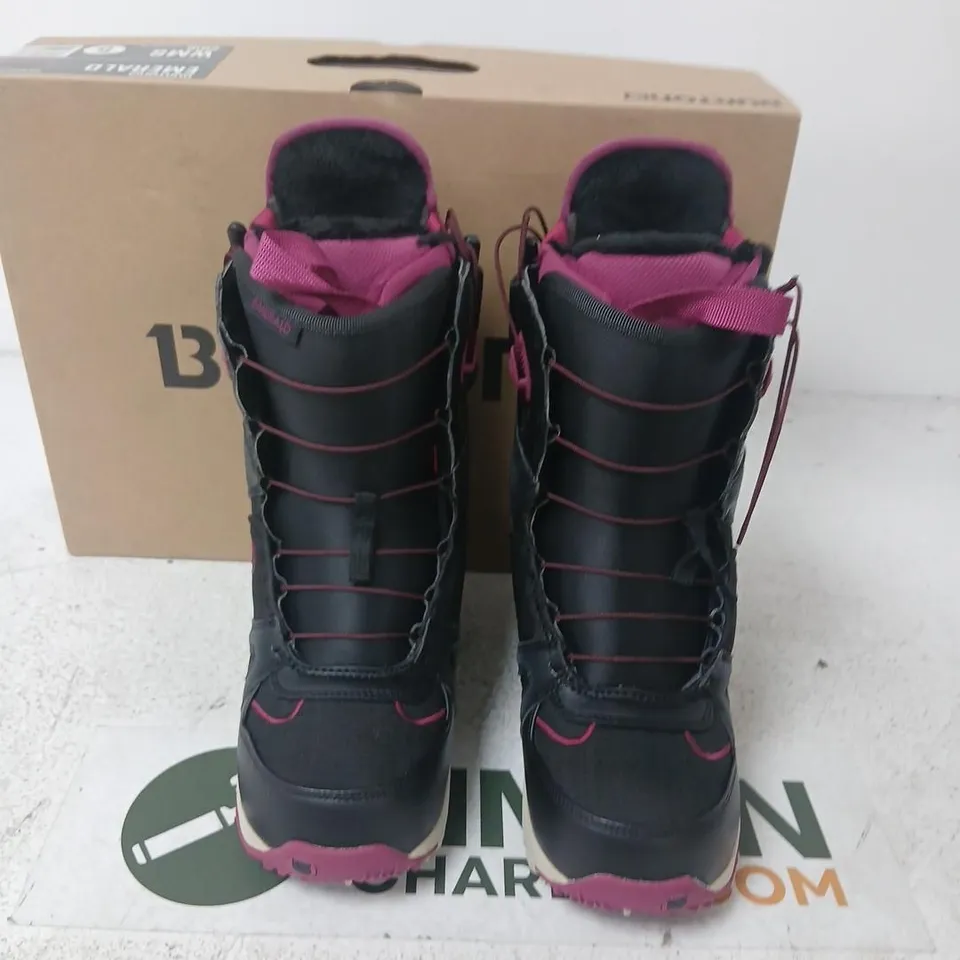BURTON EMERALD WOMEN'S SNOWBOARD BOOTS – UK 3 (US W5), BLACK WITH PINK TRIM, BOXED