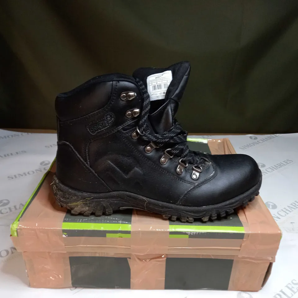 BOXED GELERT MENS LEATHER BOOTS SIZE 10