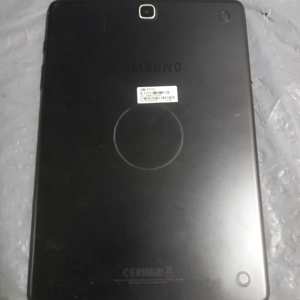 SAMSUNG GALAXY TAB A 16GB SM-T555