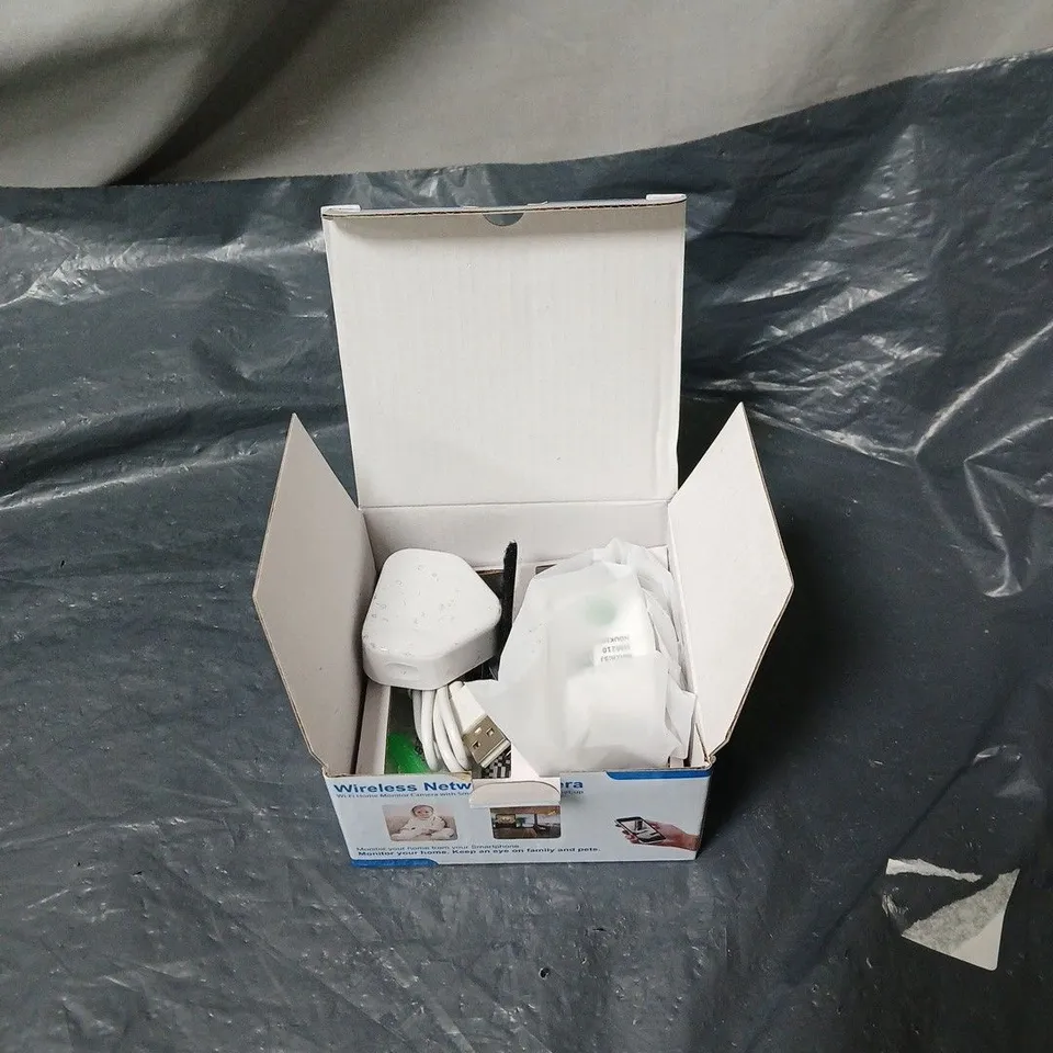 WIRELESS NETWORK CAMERA BOXED