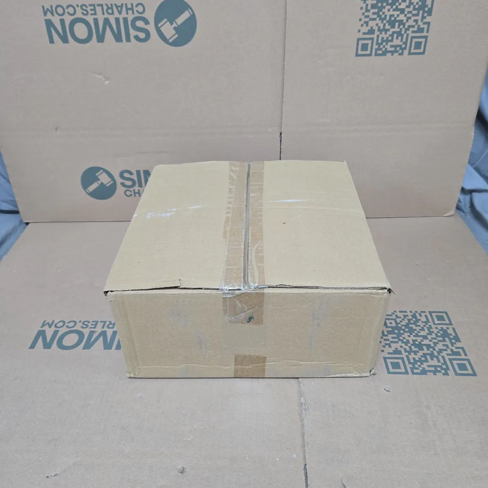 BOX OF APPROXIMATELY 10 X GISELA GRAHAM SNOWFLAKE CANDLE HOLDER