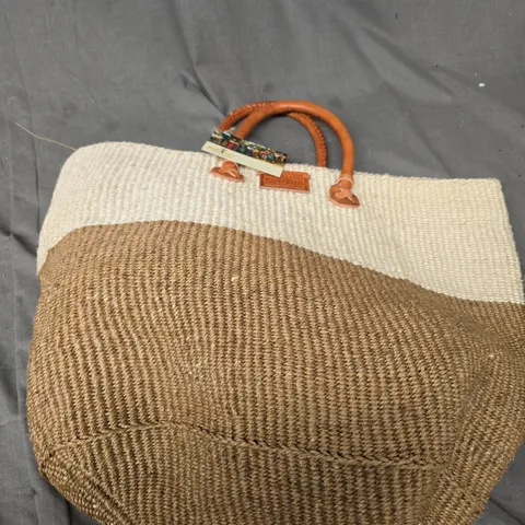 THE KENYAN CRAFTS COMPANY BASKET BAG
