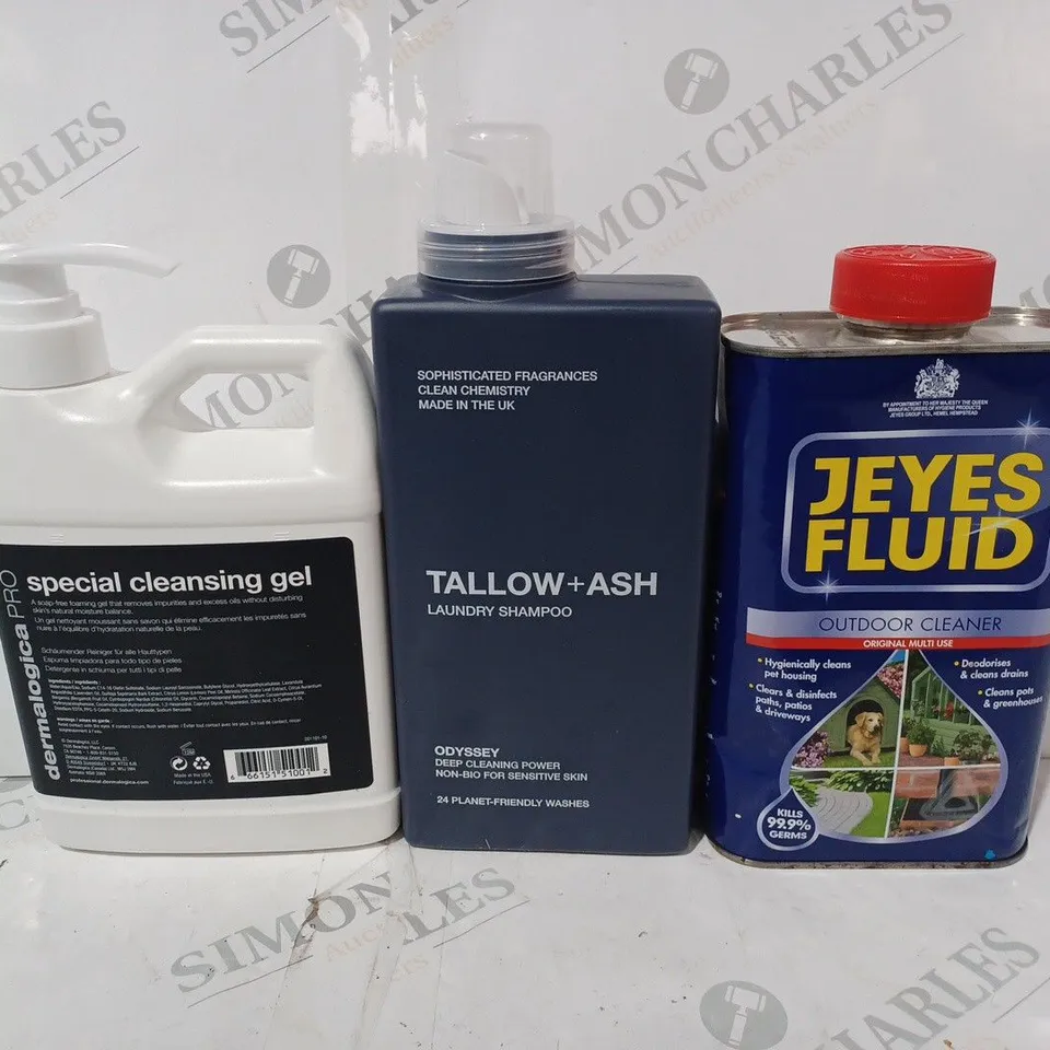 APPROXIMATELY 10 ASSORTED HOUSEHOLD ITEMS TO INCLUDE JEYES FLUID, TALLOW + ASH LAUNDRY SHAMPOO, SPECIAL CLEANSING GEL, ETC - COLLECTION ONLY