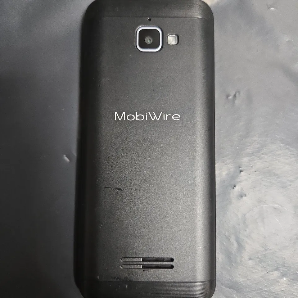 MOBIWIRE ONEIDA EE SMARTPHONE