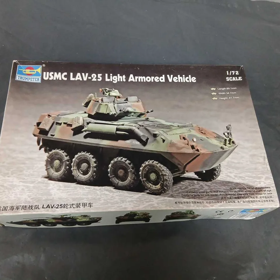 TRUMPETER USMC LAV-25 LIGHT ARMORED VEHICLE 1/72 SCALE MODEL KIT