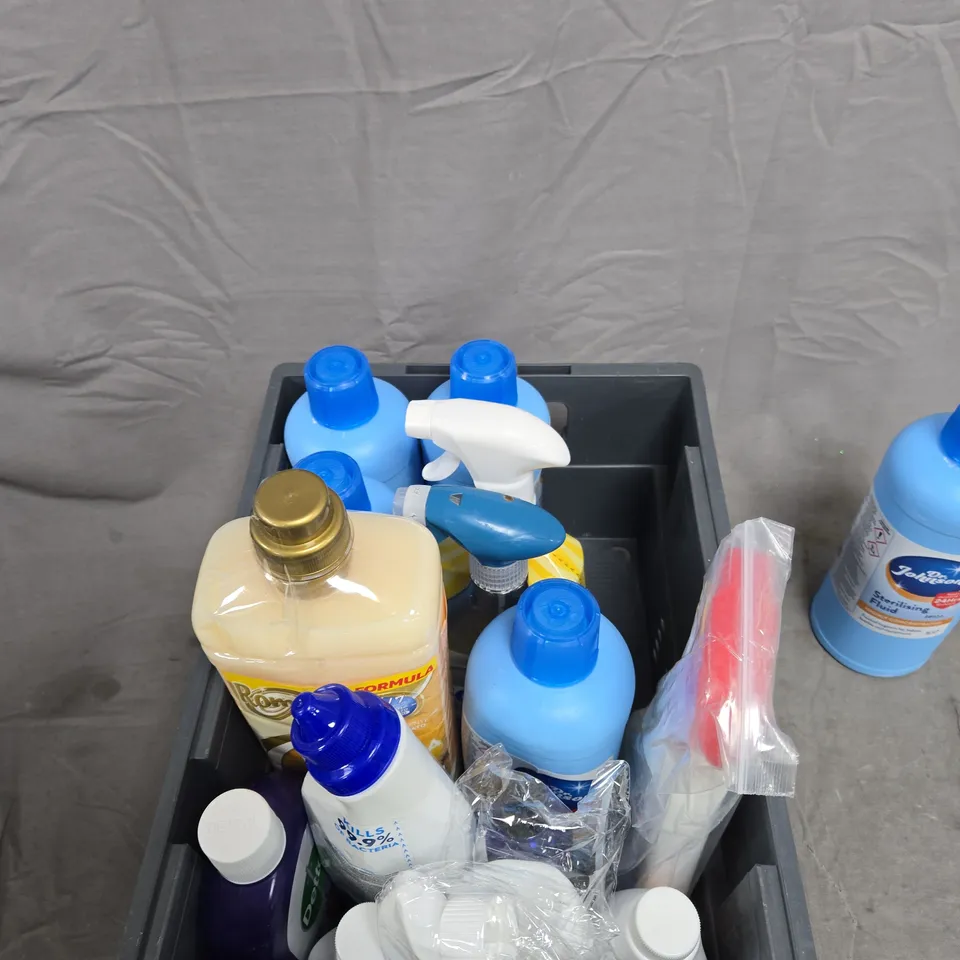 TOTE OF APPROXIMATELY 15 ASSORTED LIQUIDS TO INCLUDE: STERILIZING FLUID AND BATHROOM CLEANER