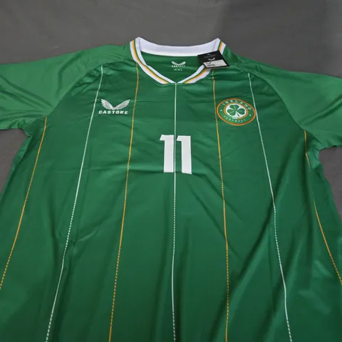 CASTORE IRELAND FOOTBALL SHIRT IN GREEN - MCCABE 11 - XXL